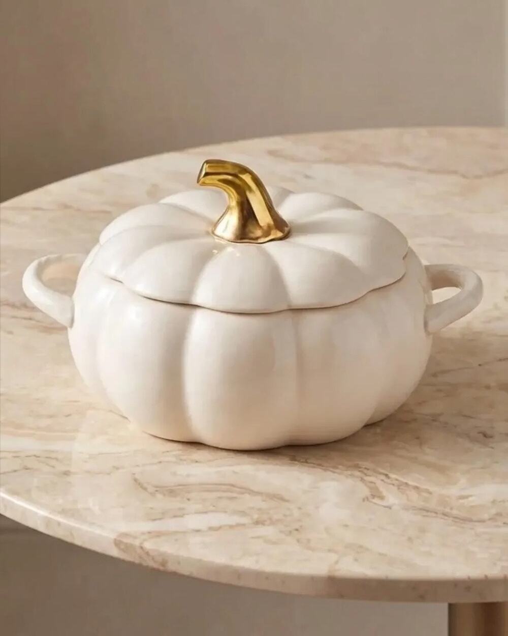 Pfaltzgraff Pumpkin Casserole Dish w Lid 2 Qt Cream Gold Stem NEW IN BOX